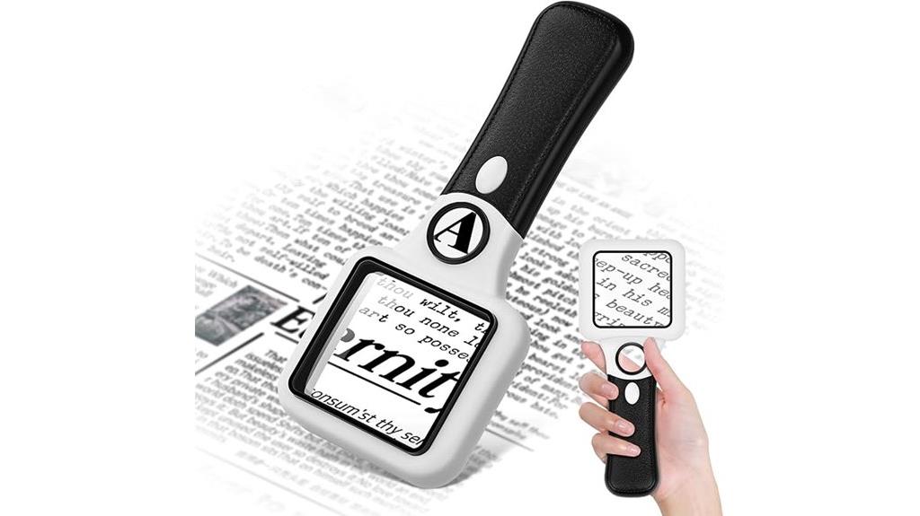 lighted compact magnifier