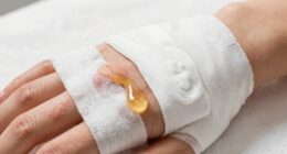 homemade moisturizing hand wraps