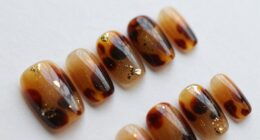 modern tortoiseshell nail design