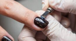 smoothing dark gel nails