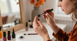 67 Halloween Nails That Are Spooky Yet Stylish For 2025
